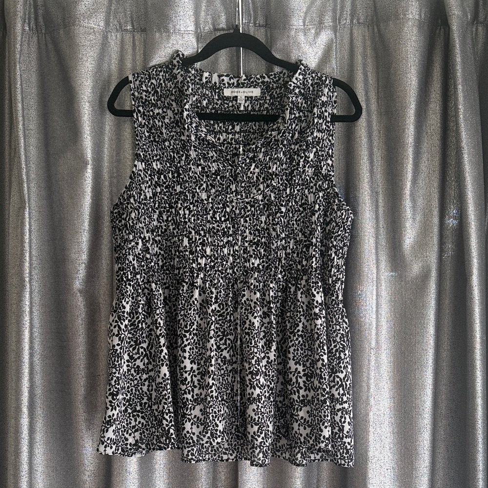 Rose & Olive Monochrome Patterned Blouse